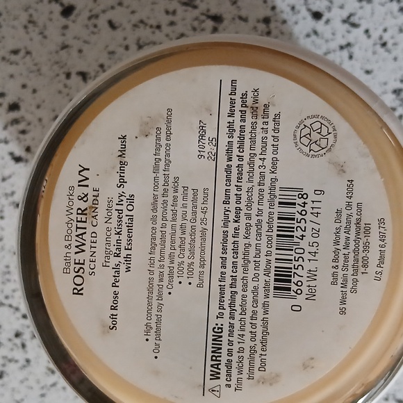 Paris Rose Water & Ivy Candle | Bath & Body Works - Picture 6 of 8